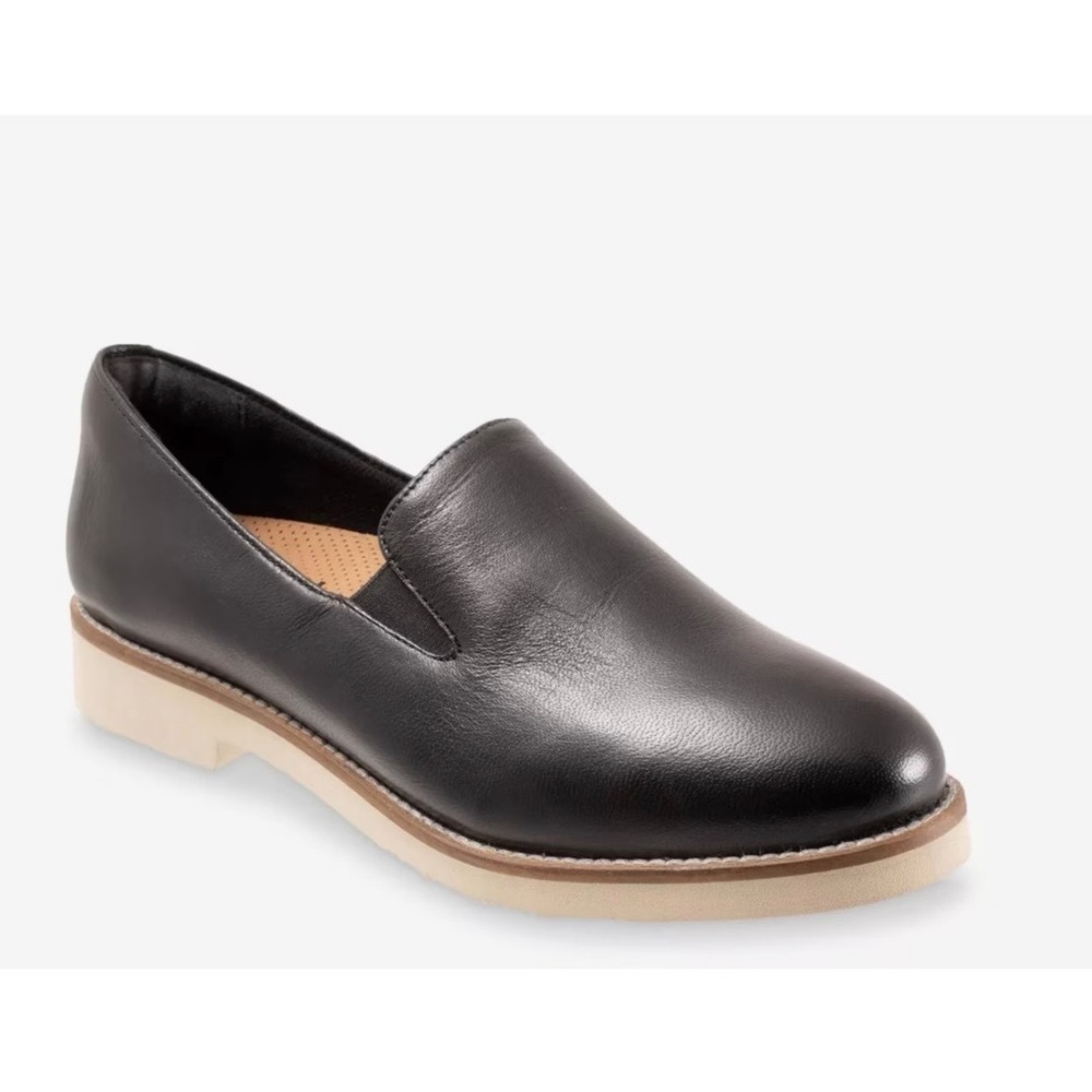 SoftWalk Black Leather Slip‎ On Loafers S2268-1 Womens 10.5W Comfort Shoes